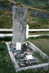 Shackleton's Grave, photographed by Harding Dunnett, chairman of the James Caird Society